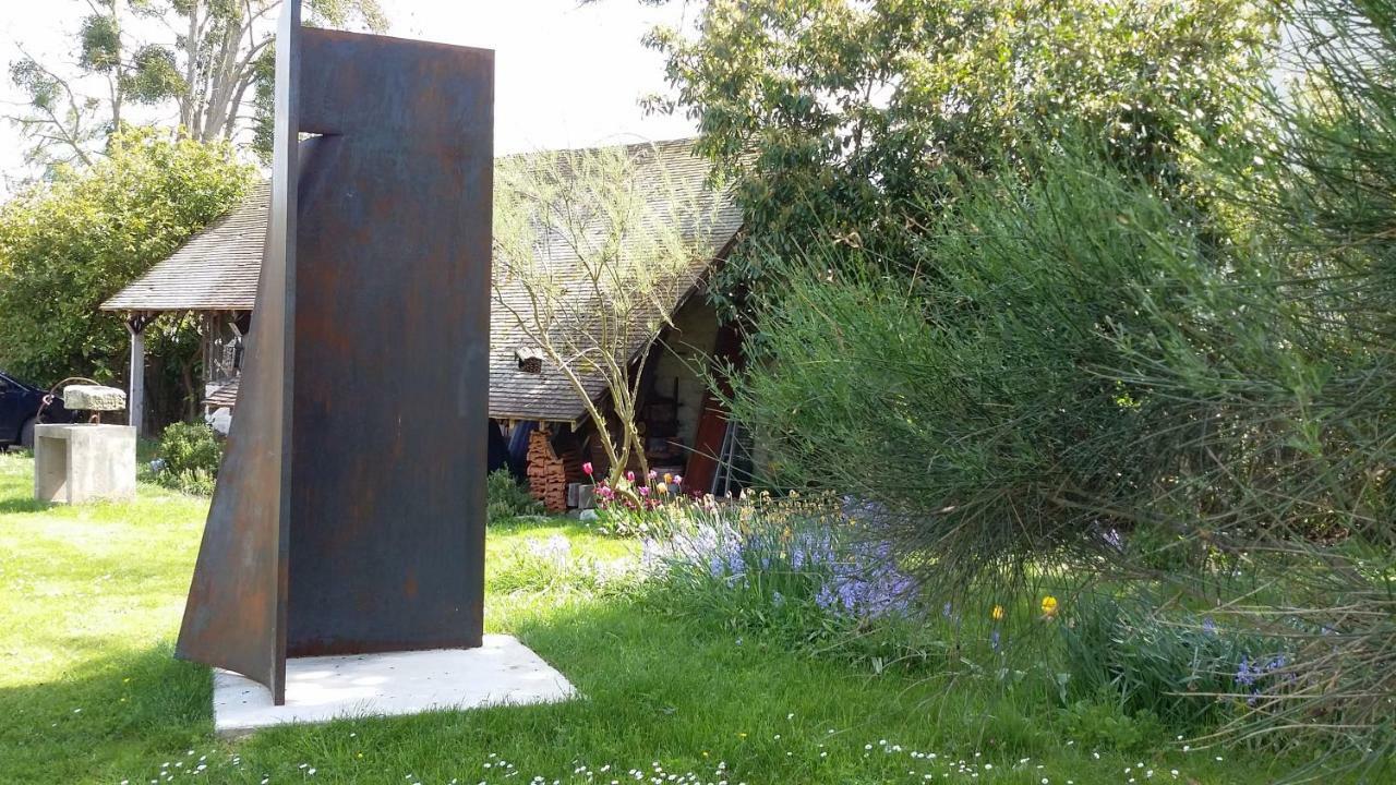 Gite Dans Parc De Sculptures - Gite "Pondichery" Port-Mort Exteriér fotografie